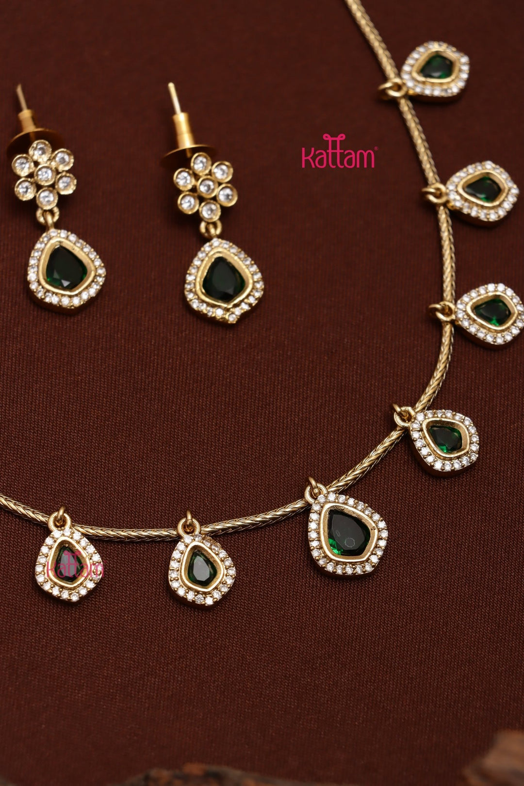 Simple Green Drop Choker - N3703