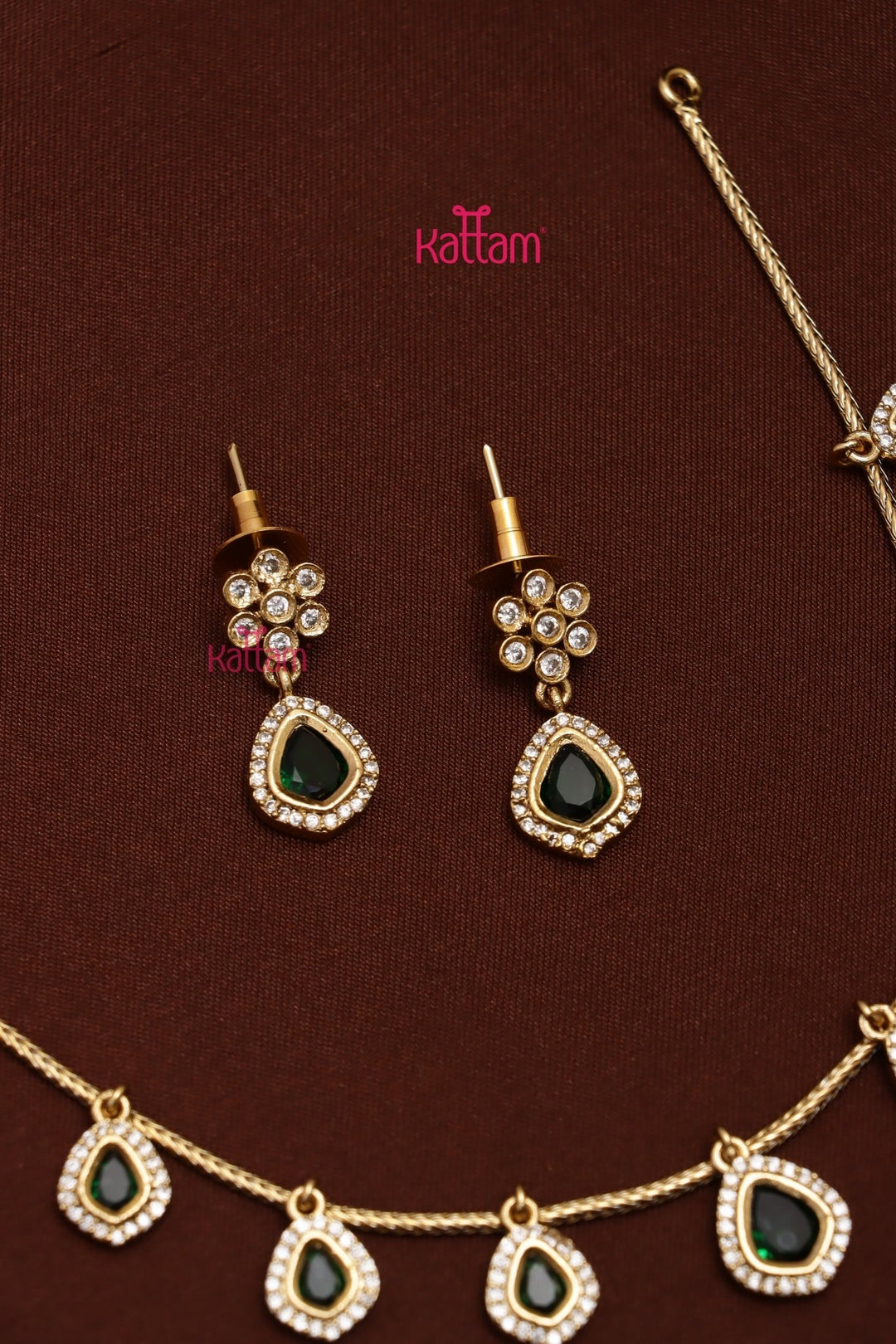 Simple Green Drop Choker - N3703