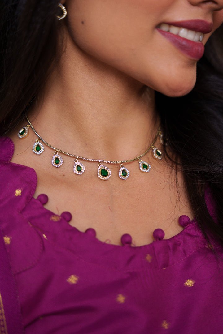 Simple Green Drop Choker - N3703