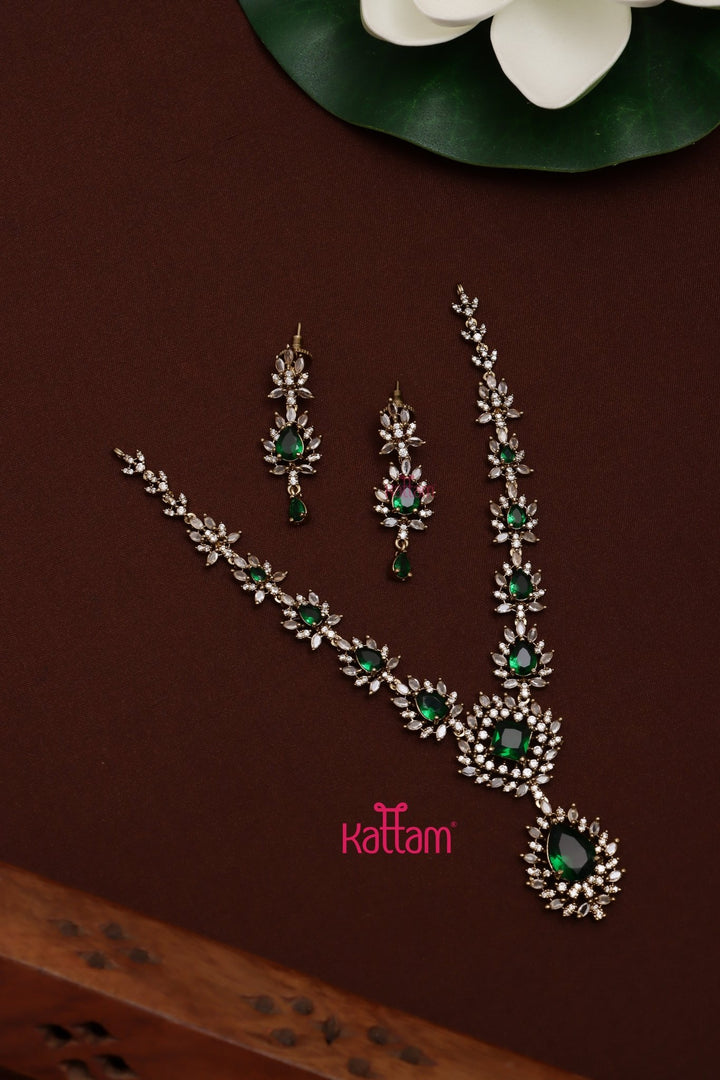 Sofi - AD Green Short Necklace - N5253