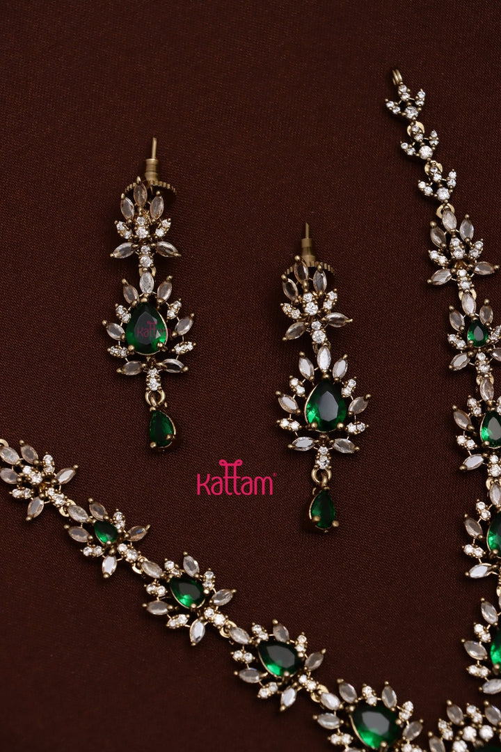 Sofi - AD Green Short Necklace - N5253