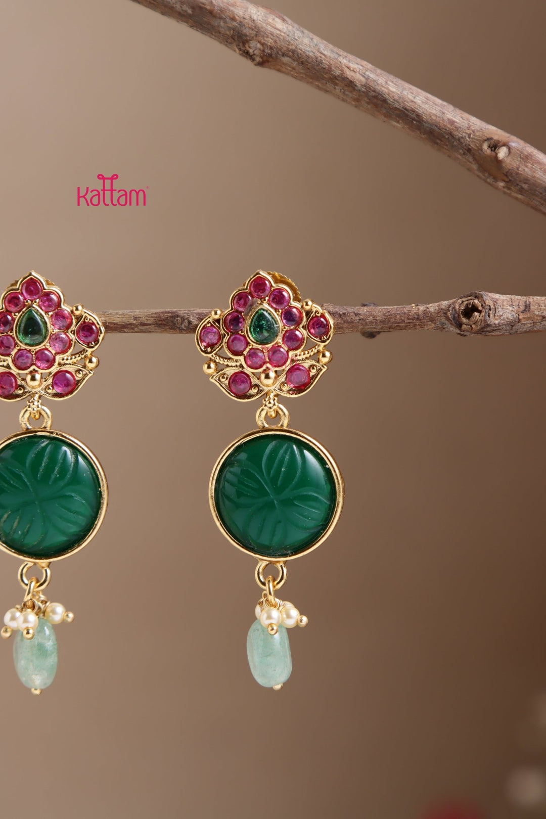 Triti Navy Leafy earring - E1016