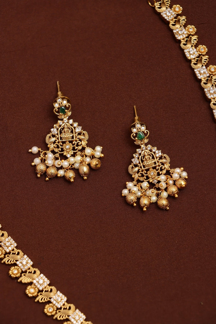 Vaigavi - Goddess Pearl Haram - N3722