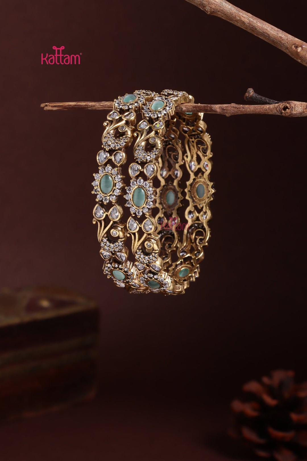 Victorian AD Oval Pastelgreen Peacock Bangle - B594 - V4