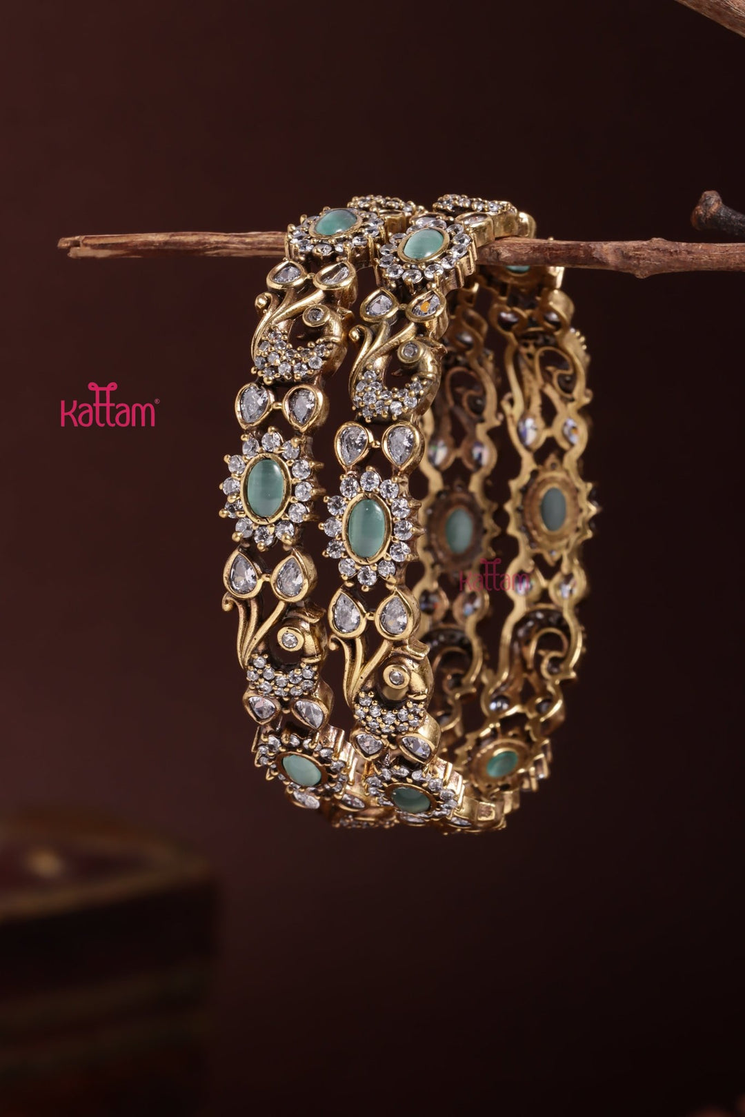 Victorian AD Oval Pastelgreen Peacock Bangle - B594 - V4