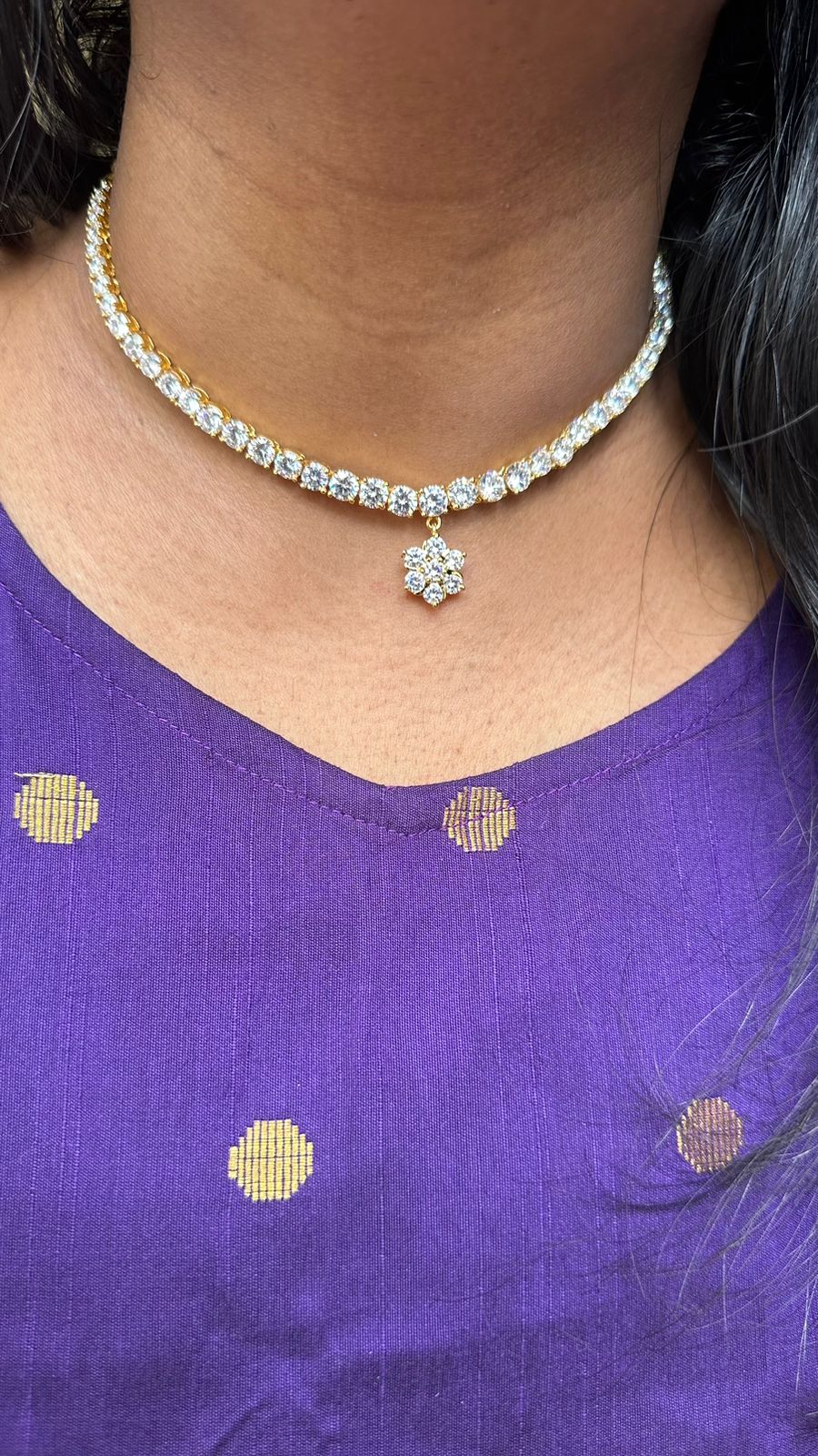 White Gold Stone Attigai - Main Image