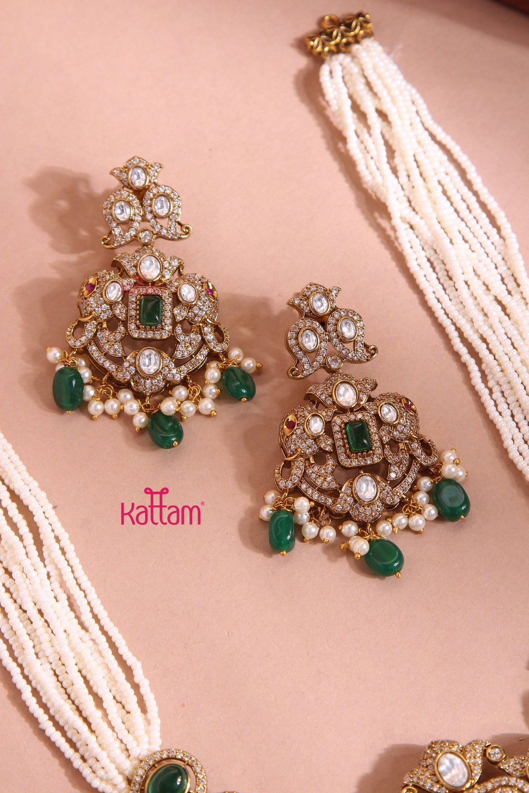 Zyana - Victorian Elephant Green Beaded Necklace - N6156