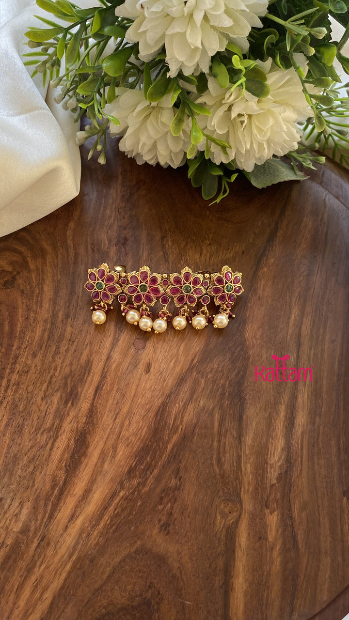 Kemp Small Flower Bead Drop Clip