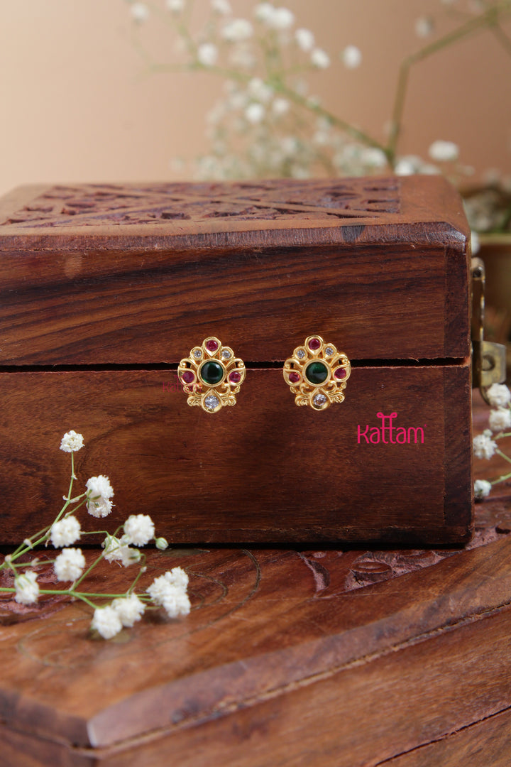 Goldtone Tiny Motif Stud - Design 2