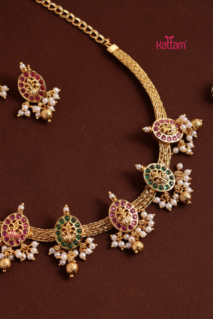 Lotus Leafy Attigai Choker
