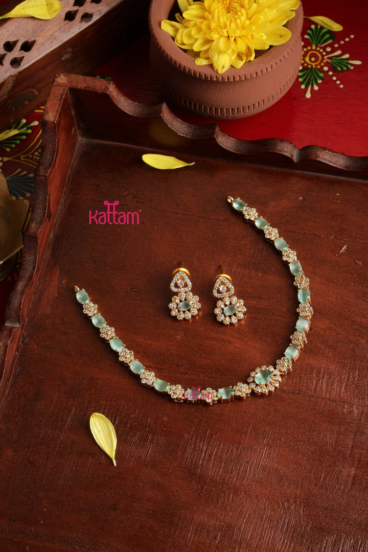 Mini Flower Stone Choker - PastelGreen