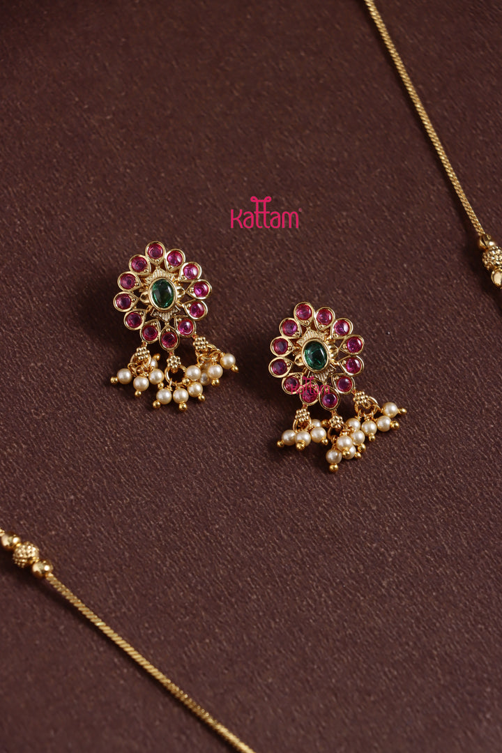 Motif Pearl Dollar Chain Set