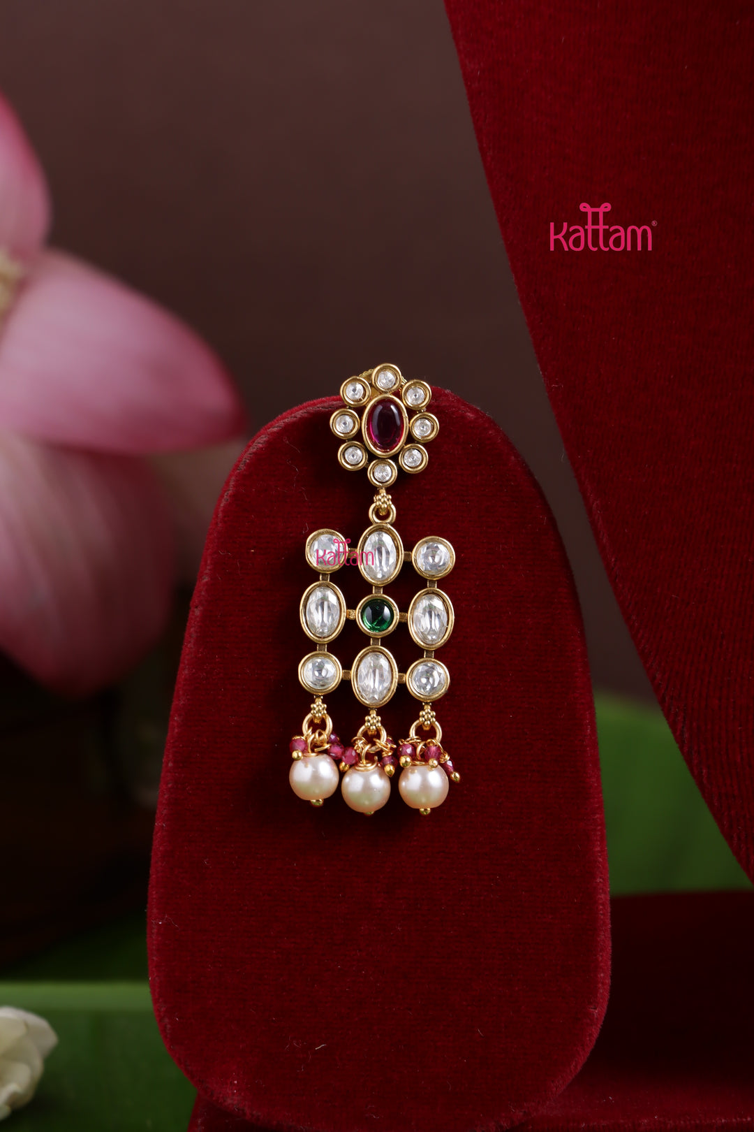 Anvika - Layered Ball Necklace