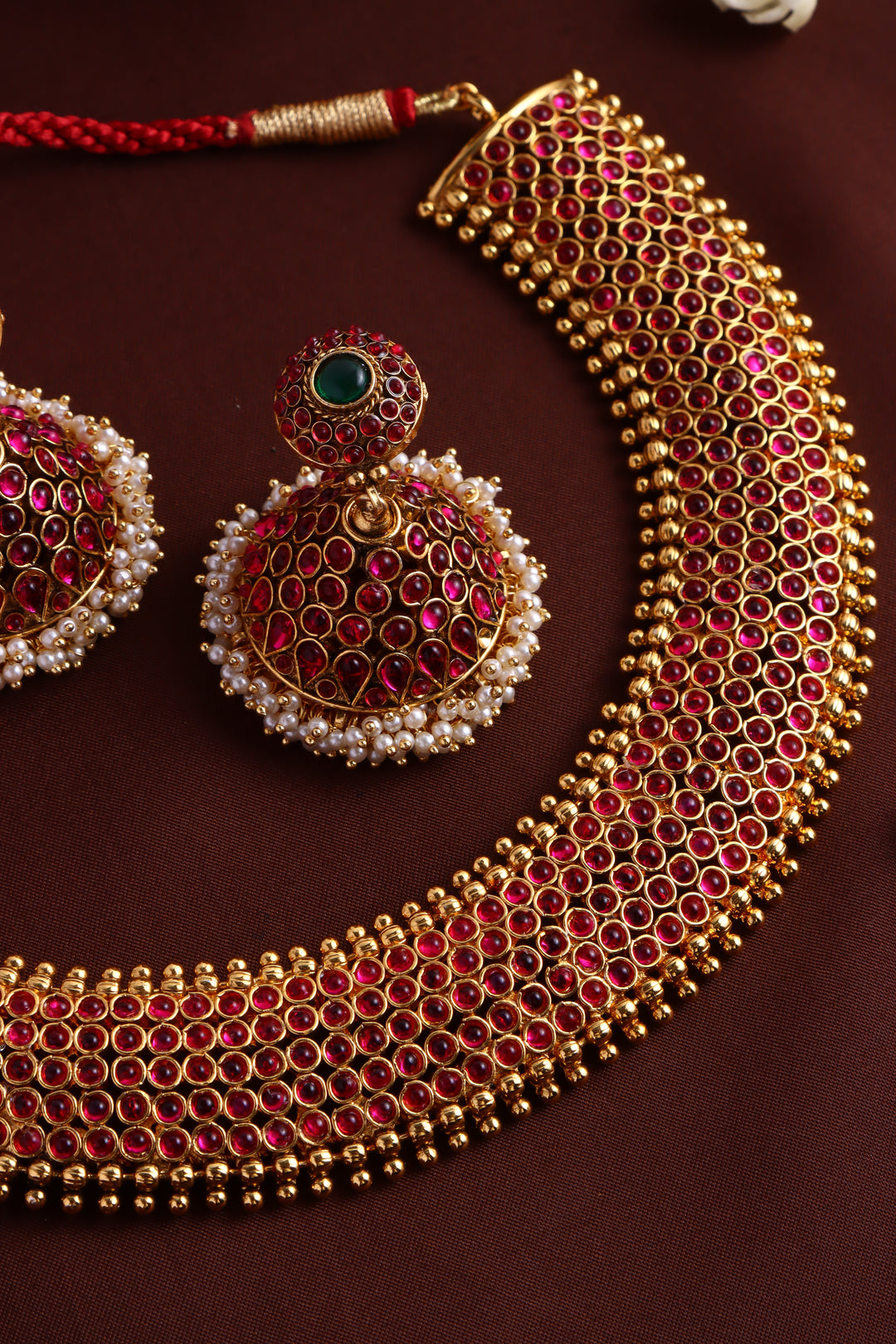 Kundavai - Handmade Kemp Rubygreen Choker with Jhumka