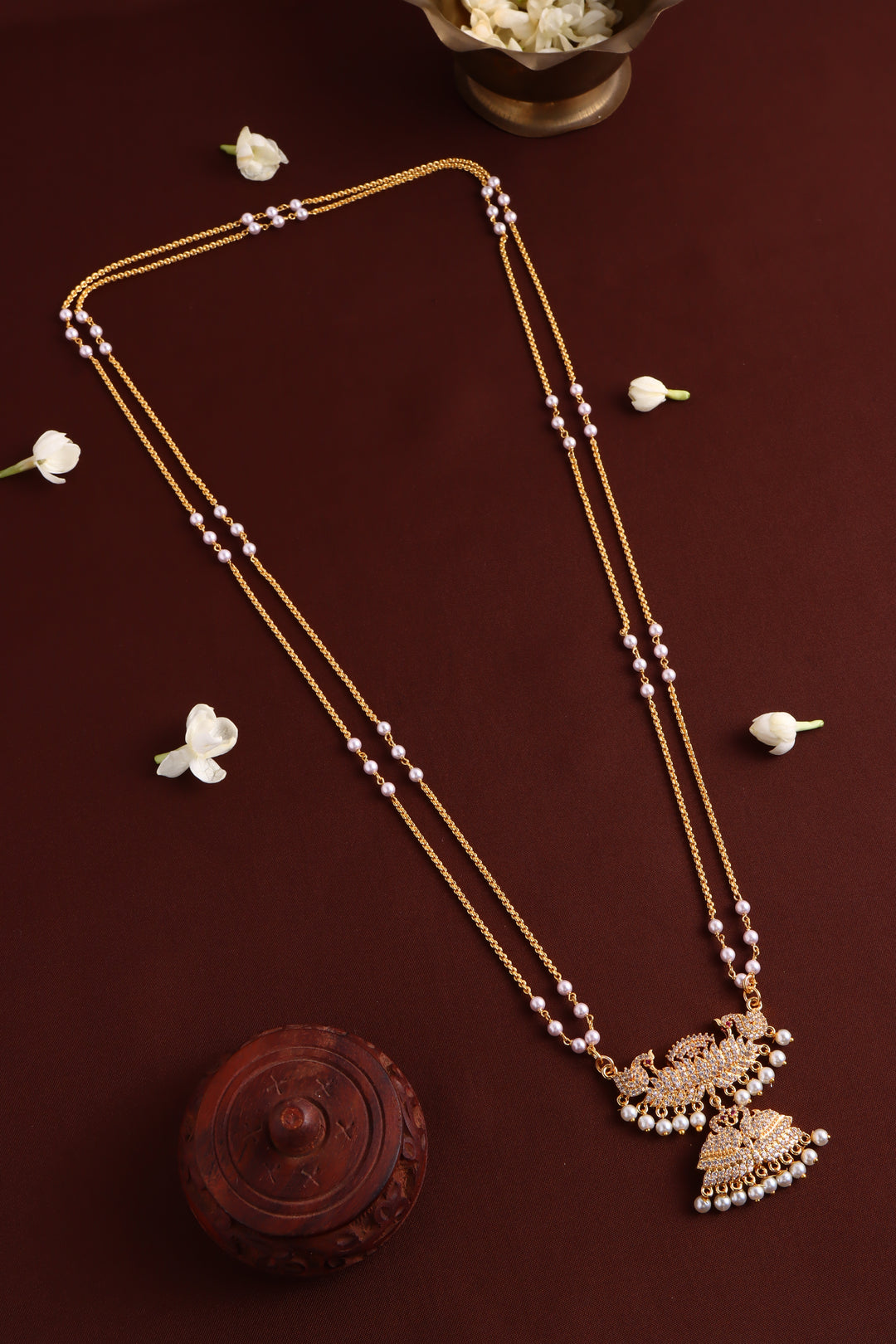 Lotus Stone Gati Dollar Pearl Chain
