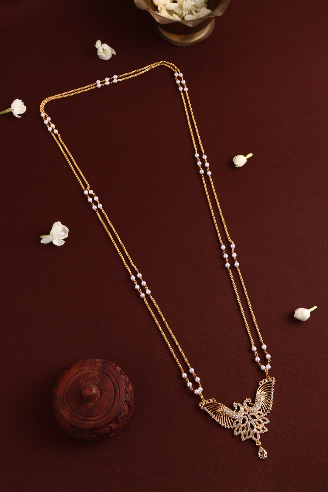 Twin Peacock Pearl Dollar Chain - White