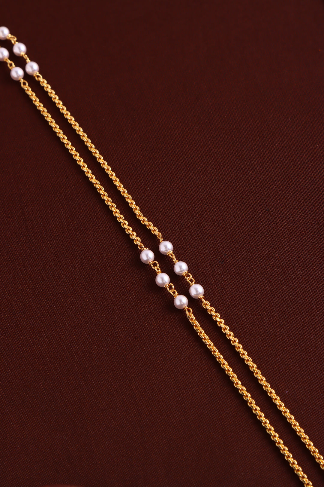Twin Peacock Pearl Dollar Chain - White