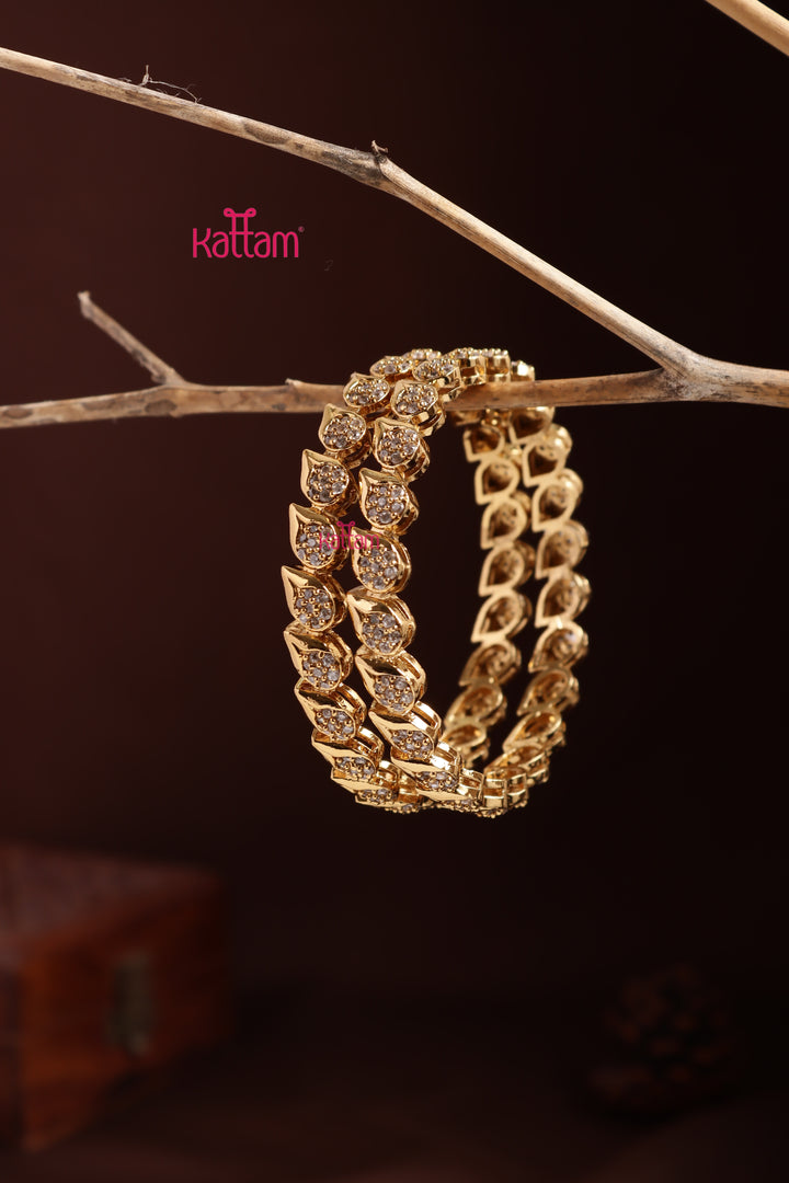 White Stone Flower Drop Bangle ( Set of  2 )