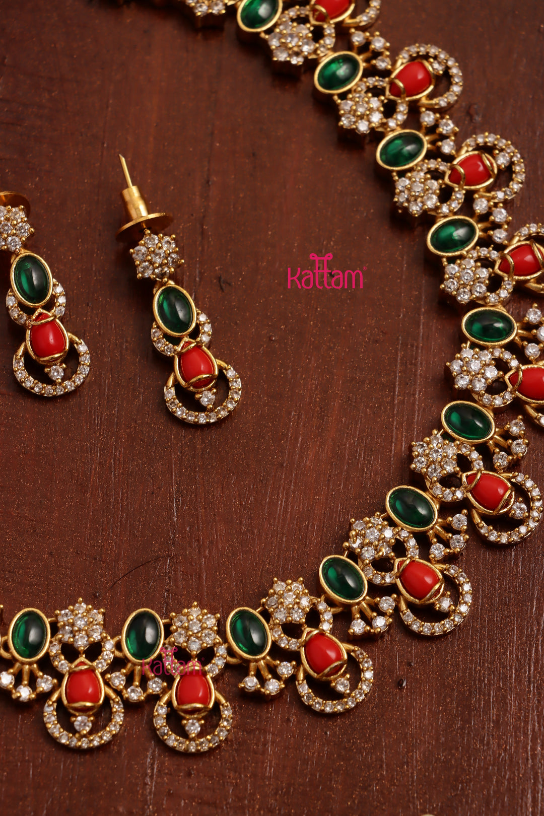 AD Ring Patterned Coral Choker
