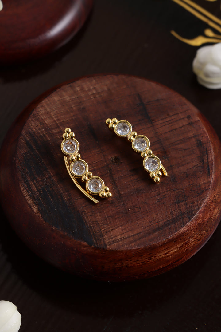 AD Circle Stone Earcuff