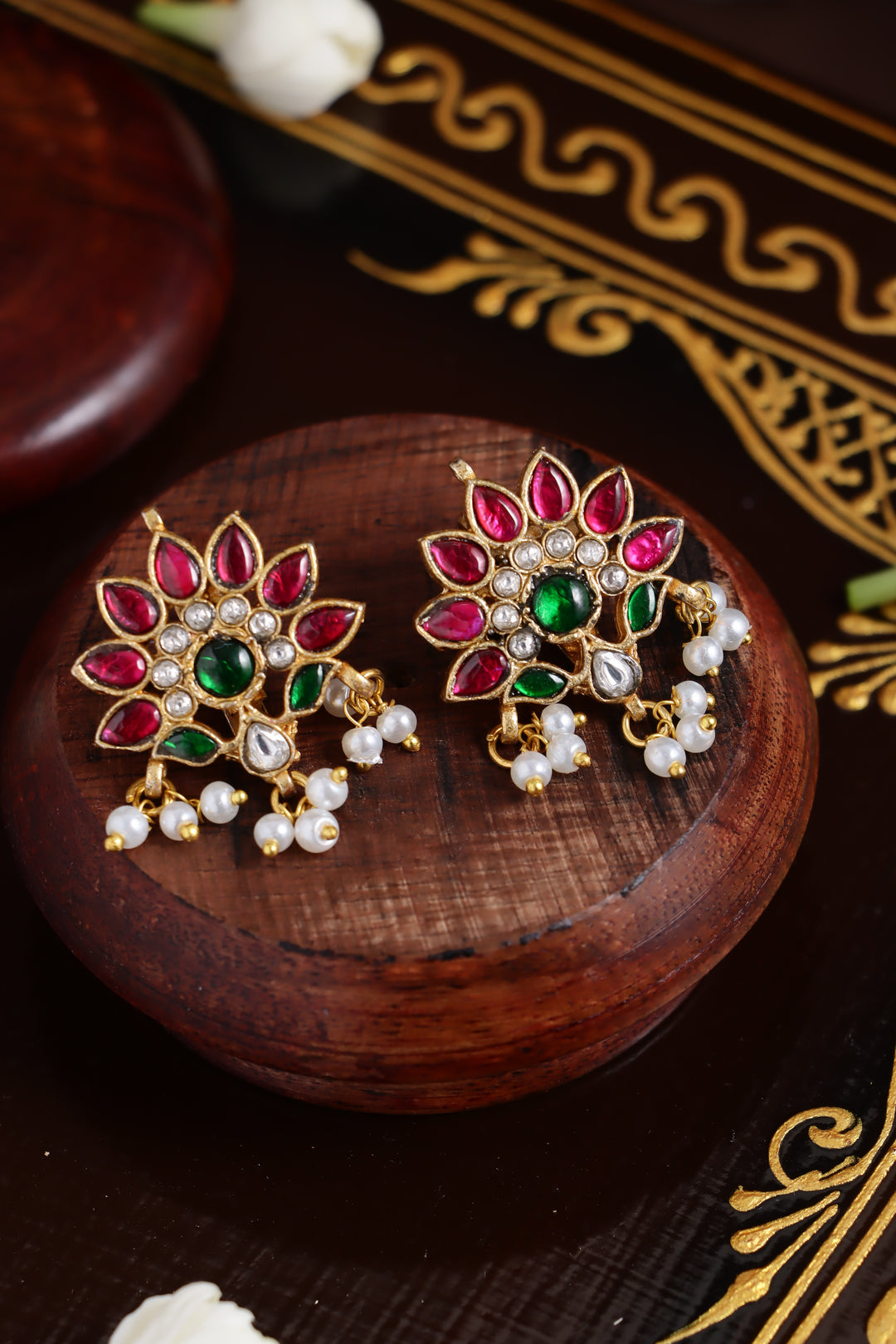 Kundan Feather Stud