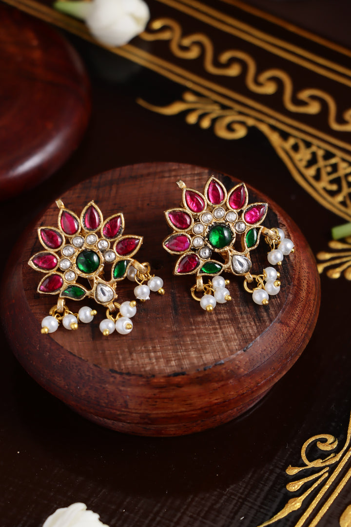 Kundan Feather Stud