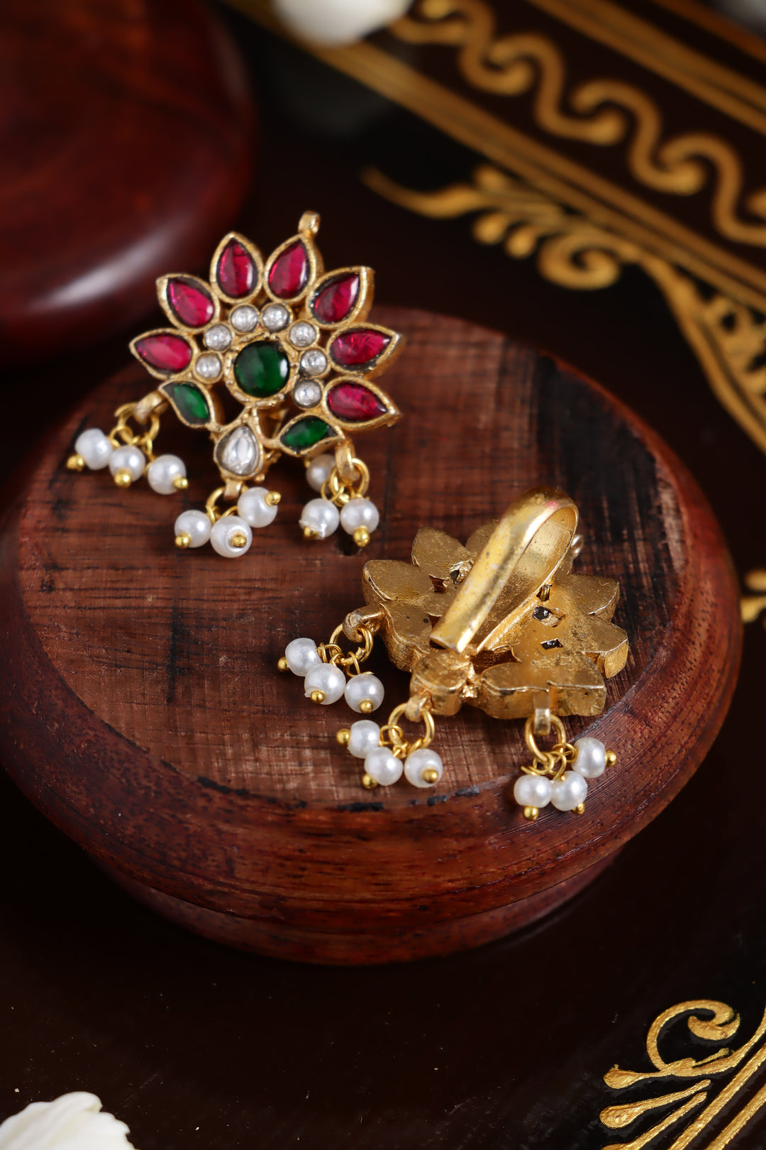 Kundan Feather Stud