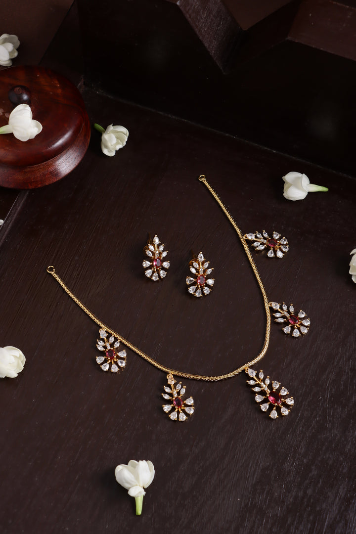 Dega - Ruby Stone Choker