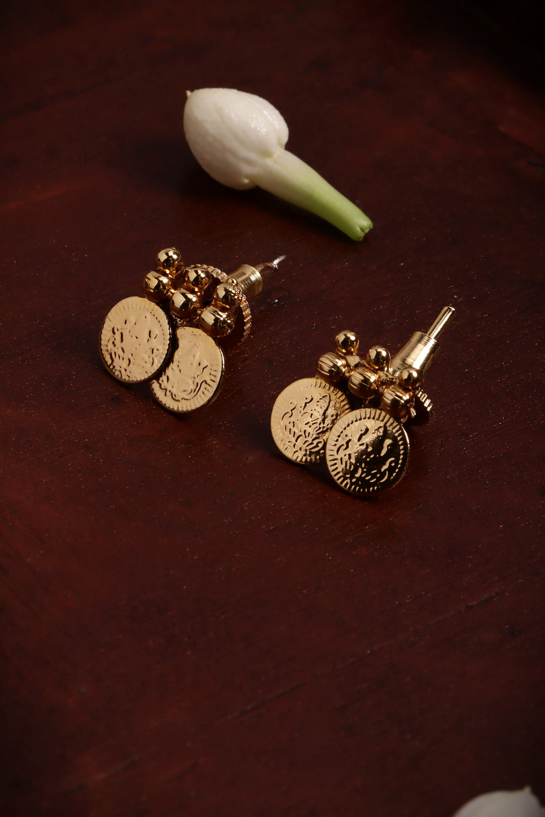2 in 1 Coin Peacock Pendant Choker - Design 1