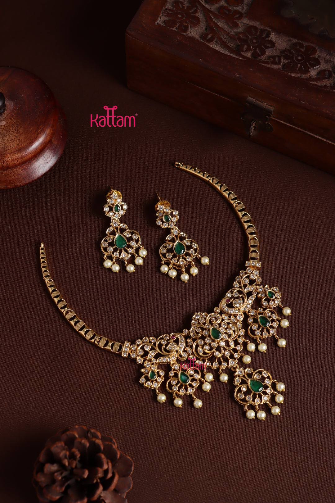 Malini - Peacock Stone Hasli Choker