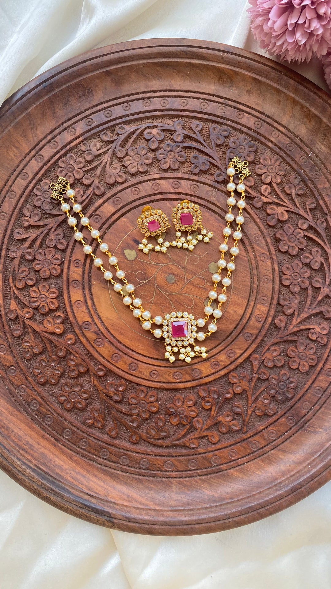 Ruby Square Pearl Choker