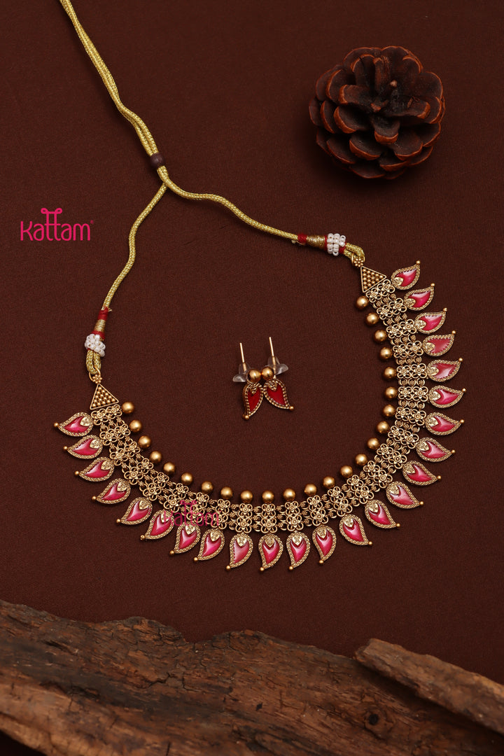 Budgetted Ruby Palakka Choker Set