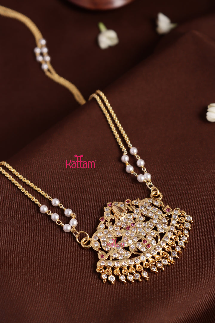 Gati Goddess Dollar Pearl Chain - White Ruby (No Earrings)