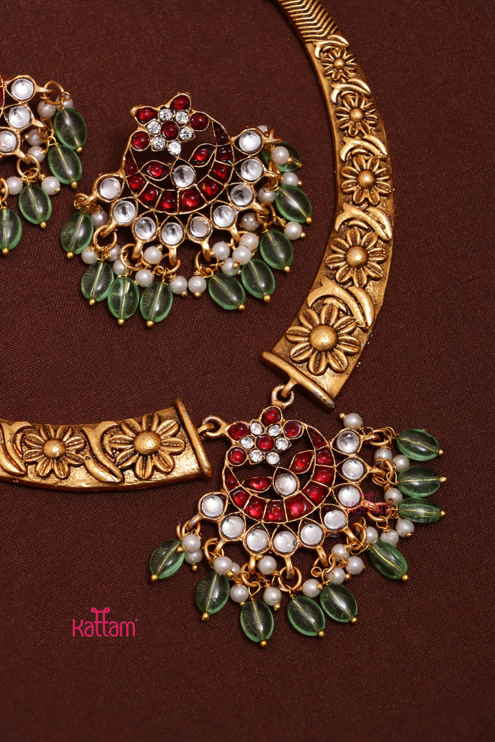 Shenba - Matte Halfmoon Hasli Choker