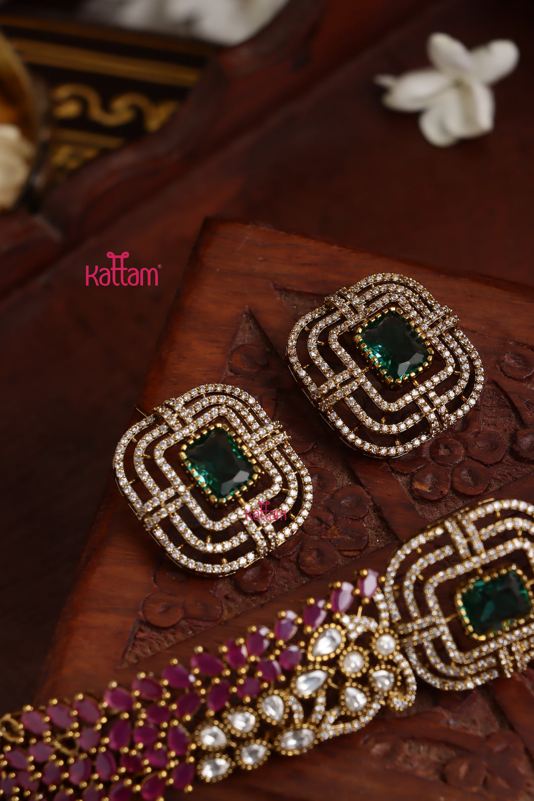 Viyana - Victorian AD Stone Choker