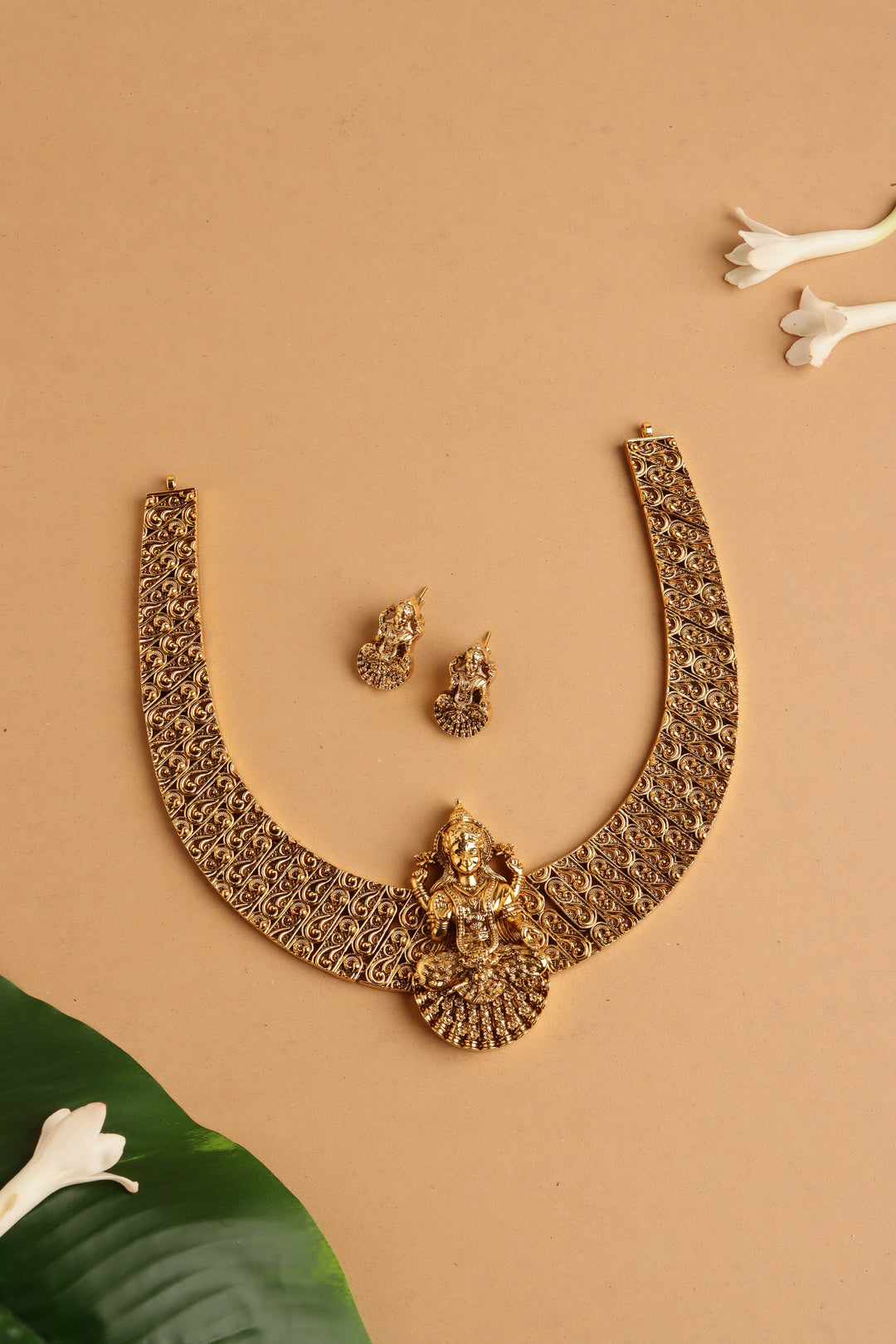 Classic Nagas Lakshmi Necklace