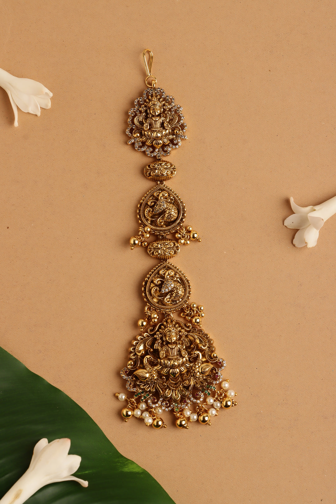 Lakshmi Pearls Bridal Maangtikka