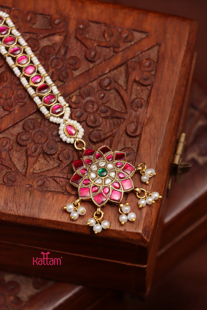 Kundan Ruby Flower Maang Tikkka