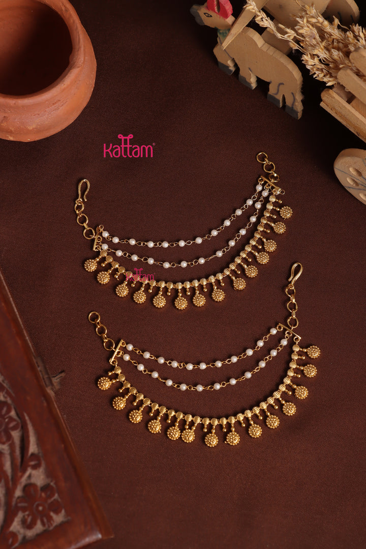 Matte Pearl Layer Earchain