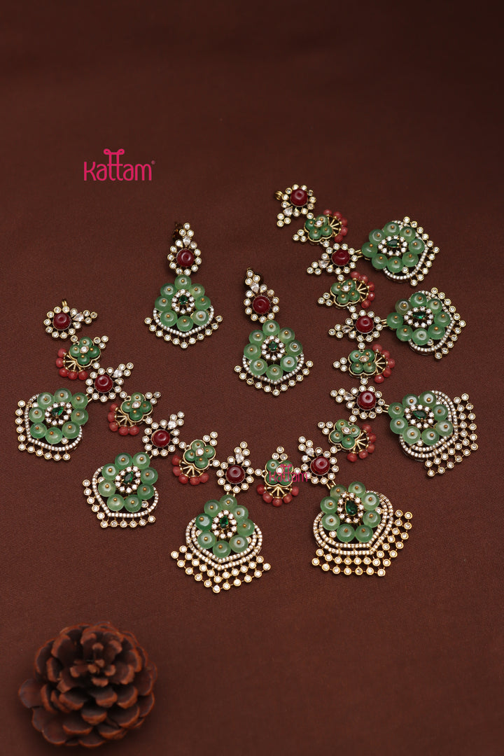 Aurelia Jade Victorian Necklace