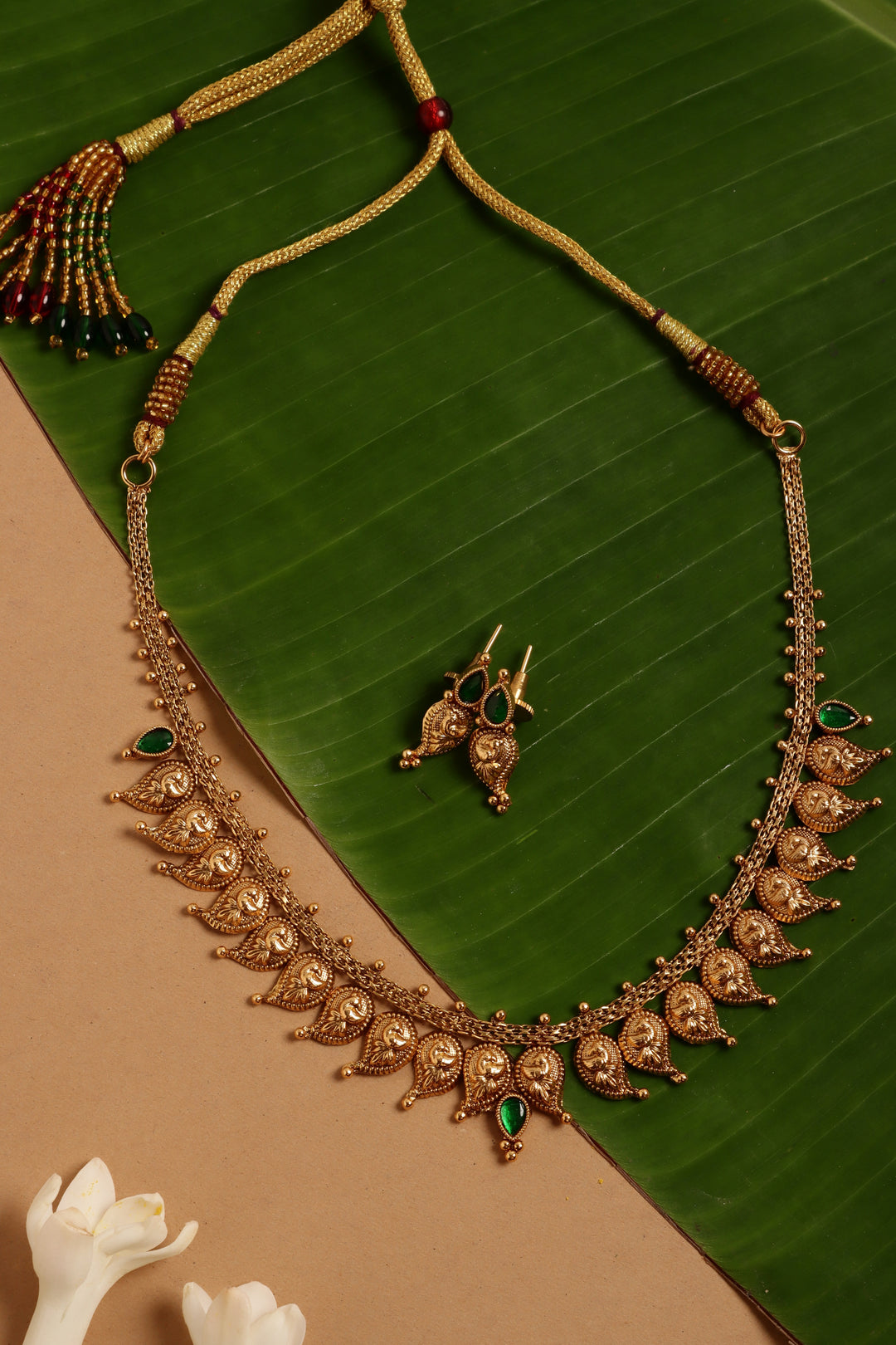 Anbini - Peacock Choker