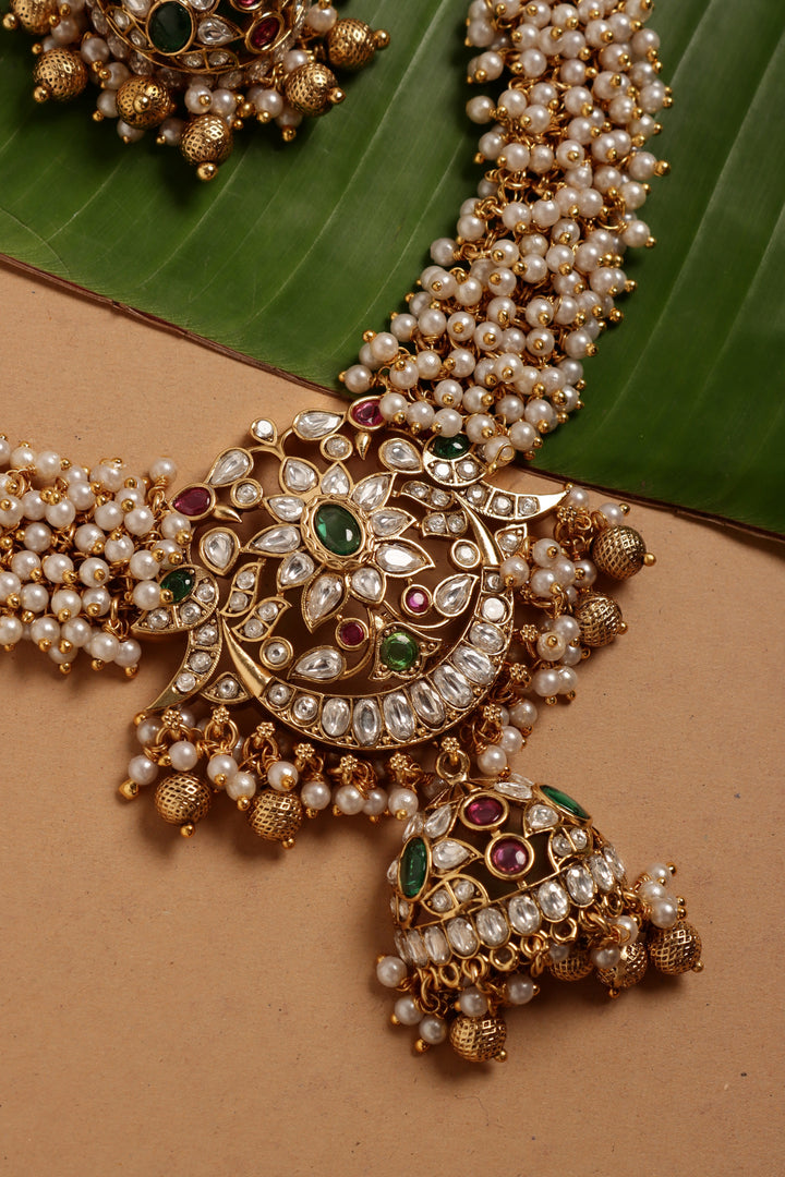 Anvika - Pearl Necklace