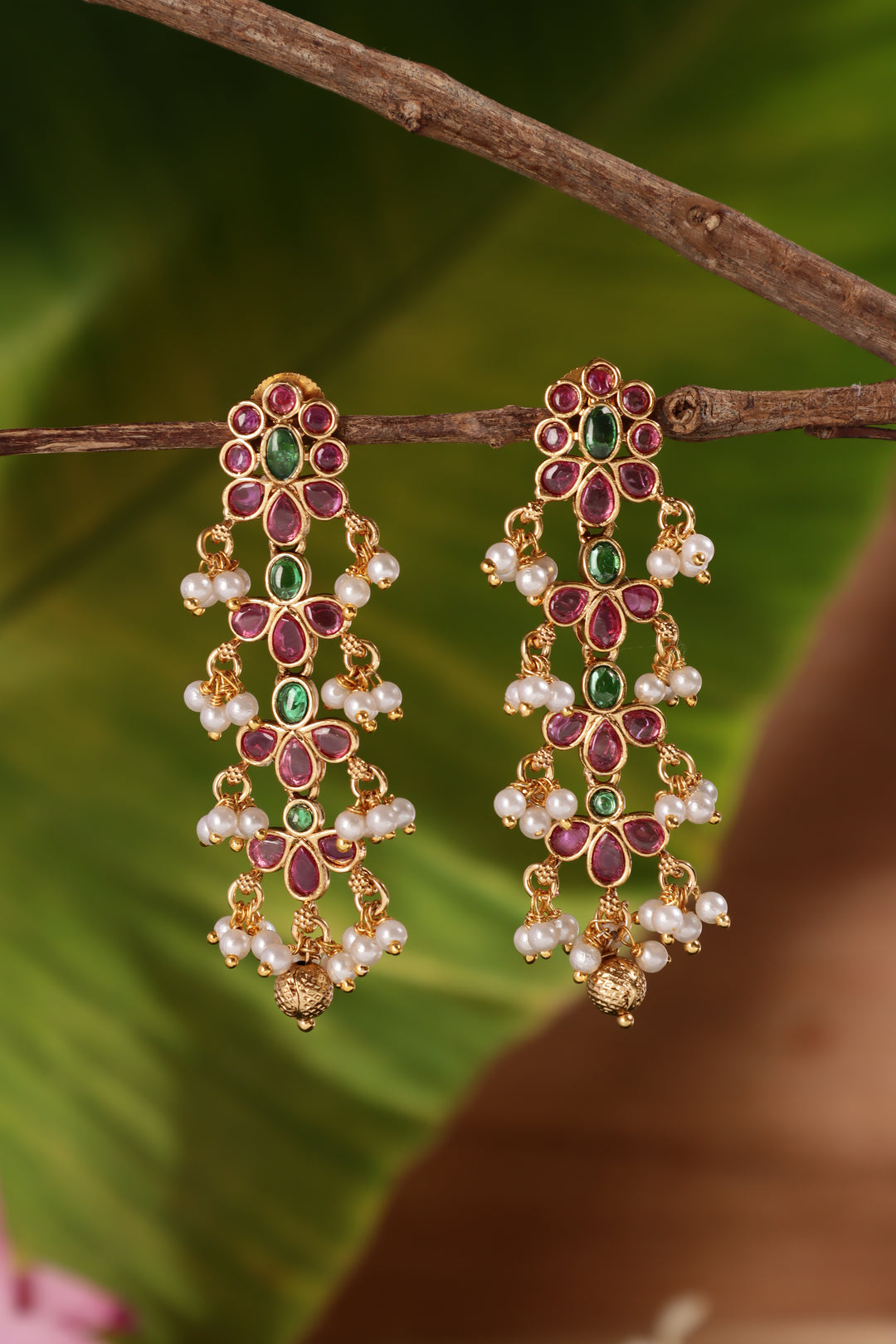 Motif Pearls Layered Earring