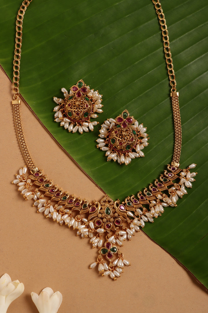 Matte Mayil Peacock Pearl Choker