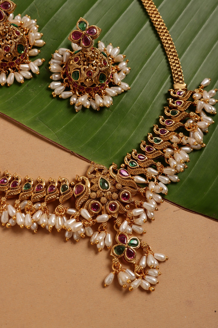 Matte Mayil Peacock Pearl Choker