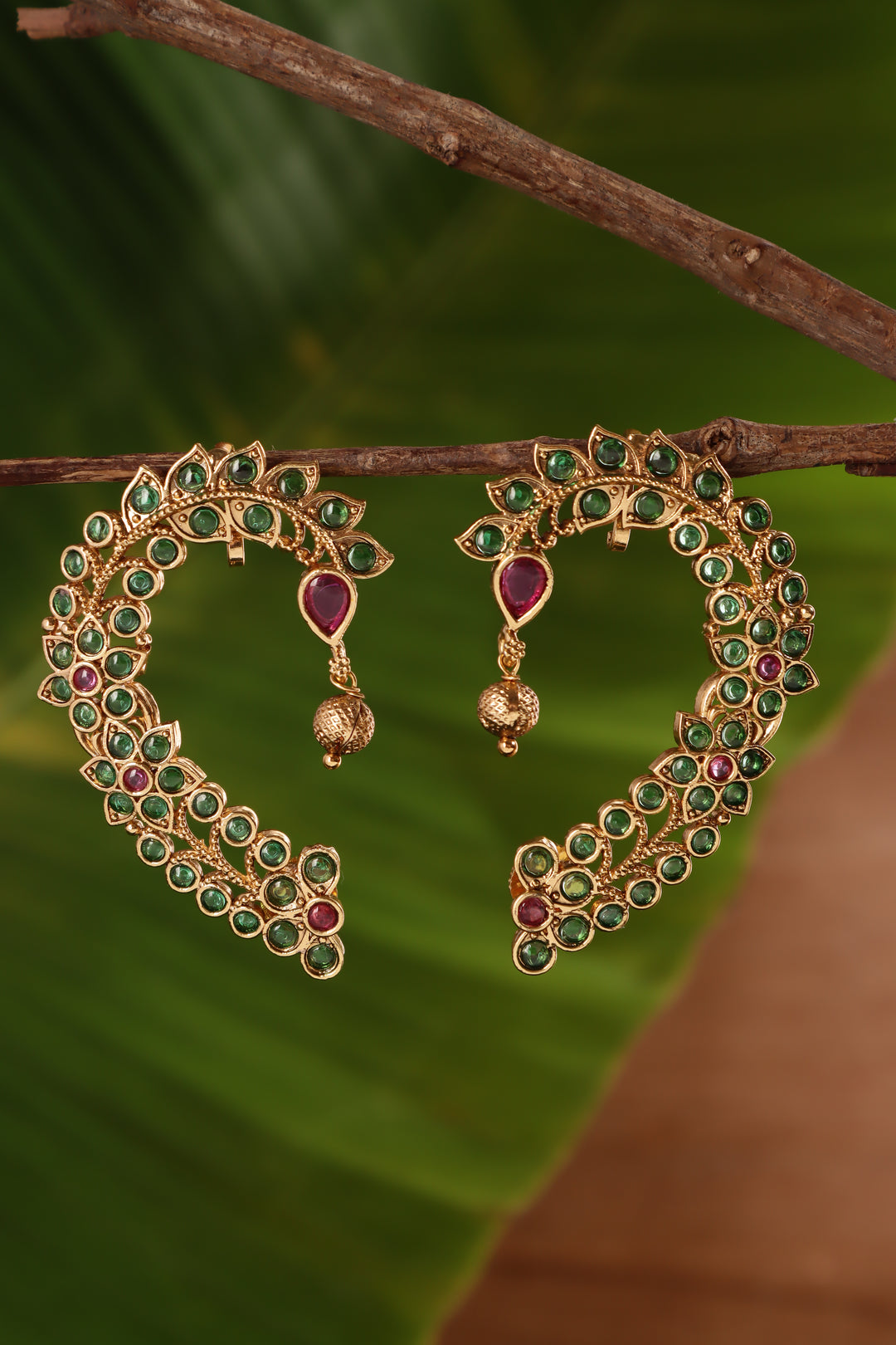 Kemp Leafy Floral Earcuff Earring - Green