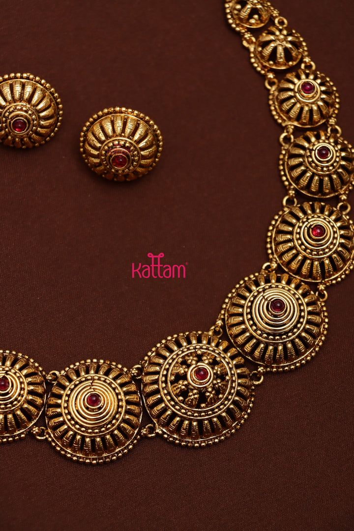 Maanvi - Patterned Choker