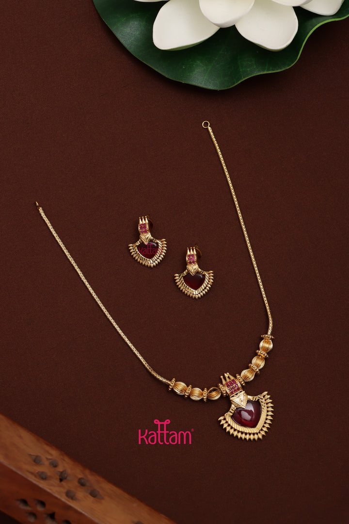 Vaishu - Palakka Ruby Chain