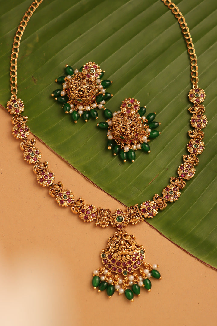 Poovitha - Goddess Necklace