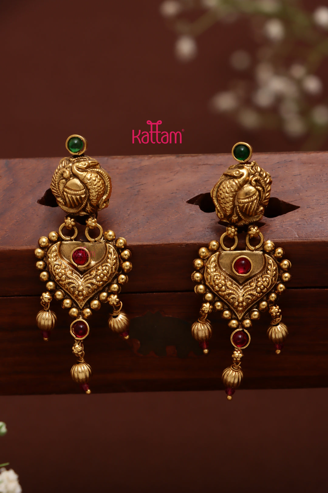 Kaariha  -  Statement Earring Design 9